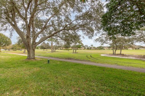 185 Augusta Way, Melbourne, FL 32940-7631
