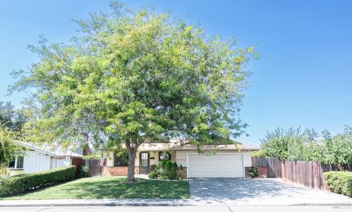 2143 Pennsylvania Ave, Fairfield CA  94533-3105 exterior