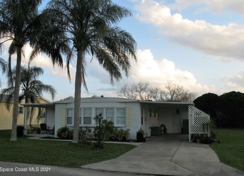 923 Sequoia St, Sebastian, FL 32976-7323