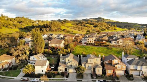 1940 Cooper Dr, Santa Rosa, CA 95404-5633