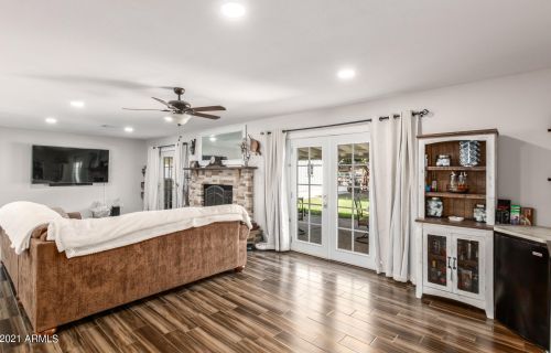 5014 Waltann Ln, Glendale, AZ 85306-2619