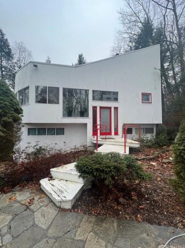 31 Winterbottom Ln, Scotts Corners, NY 10576-1733