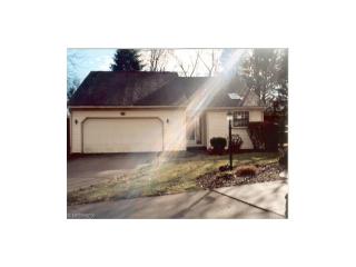 640 Cobblestone Ct, Wooster, OH 44691-2074