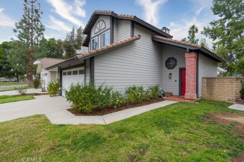 807 Powell Dr, Placentia, CA 92870-4250