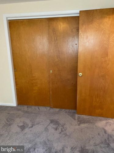 47 Roxboro Rd, Lawrence Township NJ  08648-3924 exterior