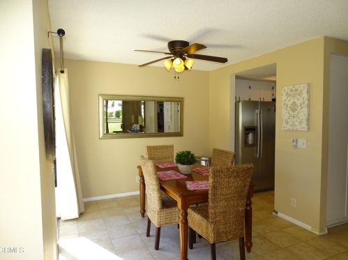 704 Holly Ave, Oxnard CA 93036-1907 exterior