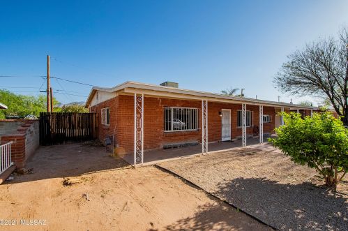 4745 Adams St, Tucson, AZ 85712-4001