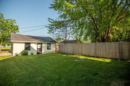 662 Stambaugh Ave, Hermitage PA  16146-4131 exterior