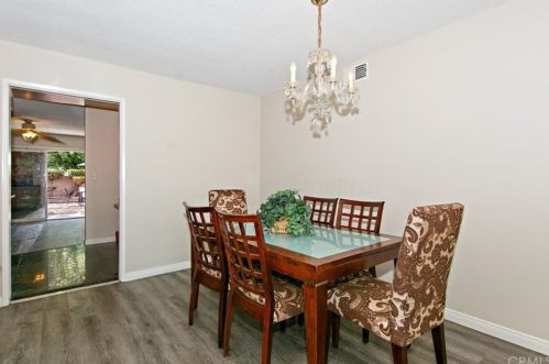 9342 Los Angeles St, Bellflower CA  90706-4446 exterior