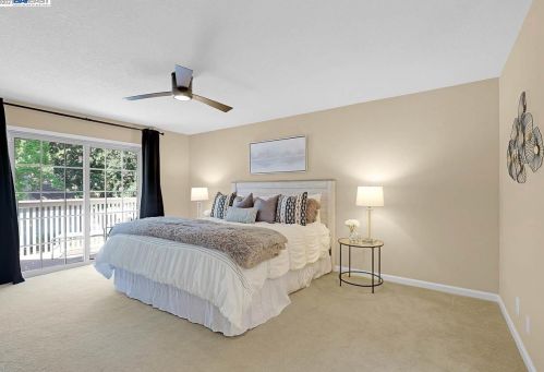 7426 Stonedale Dr, Pleasanton CA  94588-3737 exterior