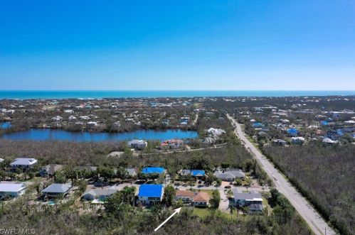 1477 Albatross Rd, Sanibel, FL 33957-3603
