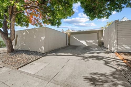 1477 Yukon Dr, Sunnyvale CA  94087-4451 exterior