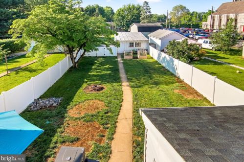 30 Main St, Camp Hill PA  17011-6326 exterior