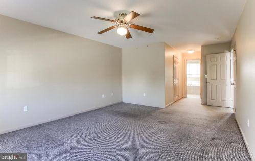 3200 Jonagold Dr, Harrisburg PA 17110-9128 exterior