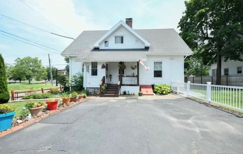 1544 Stanley St, New Britain, CT 06053-3253