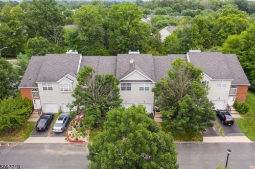 108 Violet Ln, Trenton NJ  08638-2031 exterior