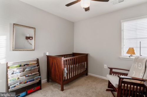 95 Butler St, Charles Town WV  25414-5566 exterior