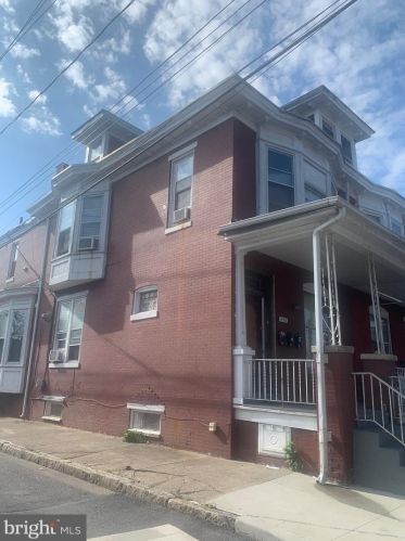 249 Maclay St, Harrisburg, PA 17110-1830