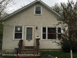 2718 James Ave, Minneapolis MN  55411-1237 exterior