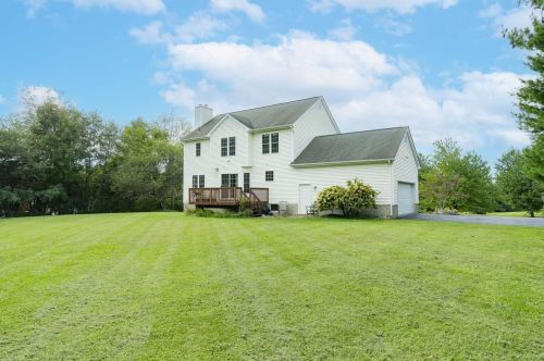 88 Wennington Dr, Poughkeepsie NY  12603-3843 exterior