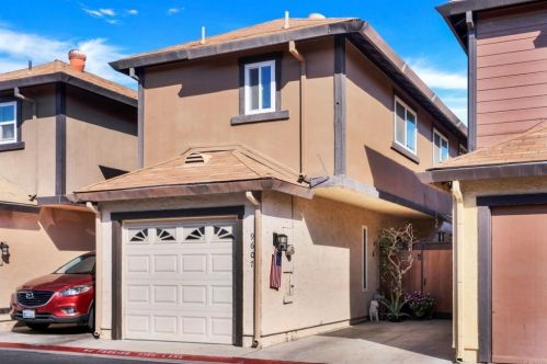 9607 Kumquat Dr, Lakeside, CA 92040-3902