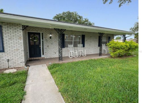 22 Lake Link Dr, Winter Haven, FL 33884-4116