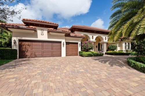 3953 Live Oak Blvd, Delray Beach, FL 33445-7001
