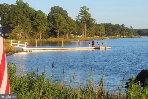 33907 Woodland Cir, Lewes DE  19958-5207 exterior