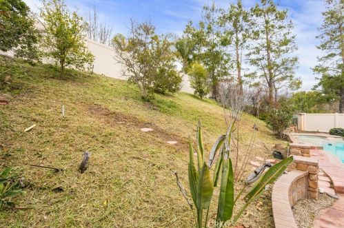 32290 Calle Avella, Temecula CA  92592-3860 exterior