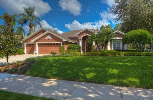 1456 Kensington Woods Dr, Lutz, FL 33549-3881