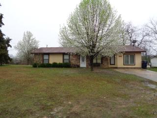 182 Hornet Estate Rd, London, AR 72847-8735