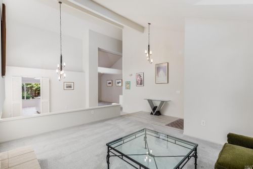 328 Windflower Ct, Windsor CA  95492-8618 exterior