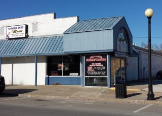 116 Ashland Ave, Indianola, IA 50125-2509