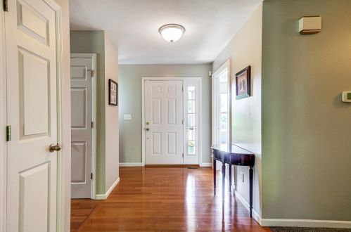 8112 Austin Ridge Dr, Cincinnati, OH 45247-1214