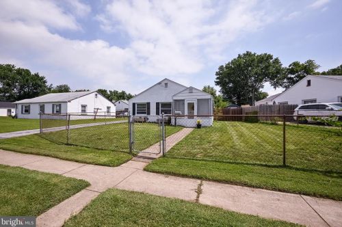201 Keiser Pl, New Castle, DE 19720-2716