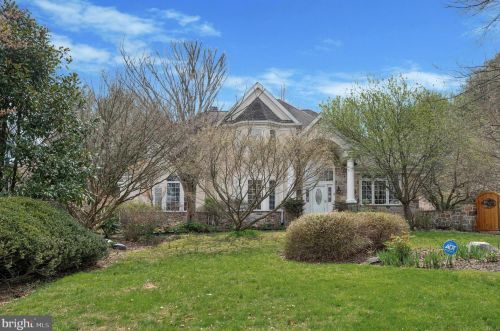 45 Thornbird Way, Newtown Square, PA 19073-2743