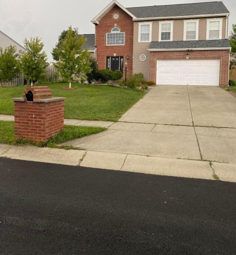 336 Bend Dr, Pataskala, OH 43062-7553