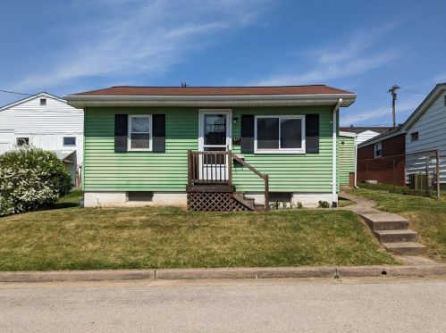 217 Monroe St, Latrobe, PA 15650-3152