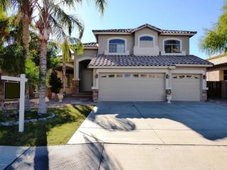 925 Juniper Ave, Gilbert, AZ 85233-4258