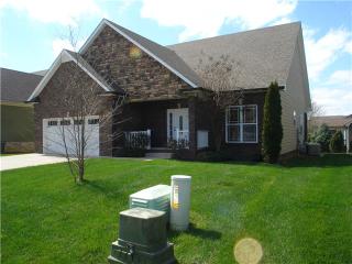 2224 Fairfax Dr, Clarksville, TN 37043-1942