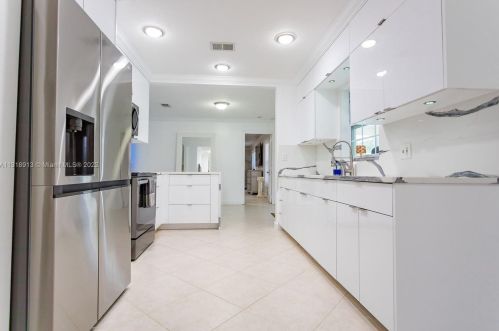 16745 Wiltshire Dr, Town Of Loxahatchee Groves FL  33470-4060 exterior