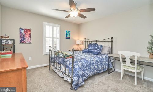 1201 Happy Ridge Dr, Front Royal VA  22630 exterior