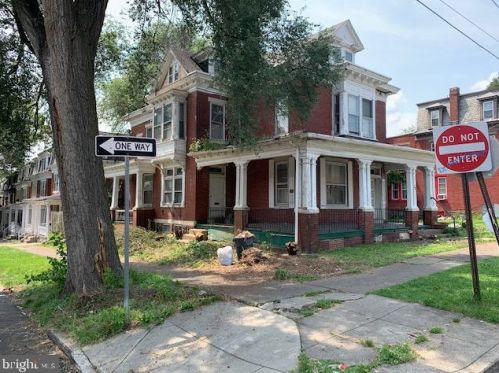 28 19th St, Harrisburg, PA 17103-2564
