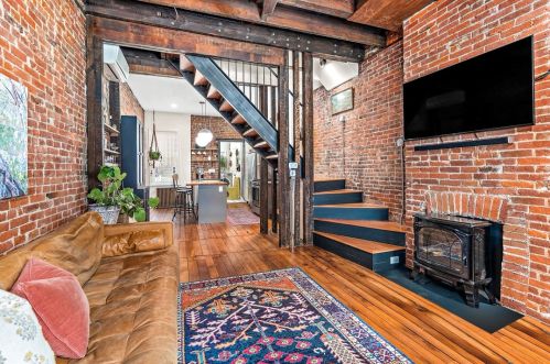 335 Main St, Pittsburgh, PA 15201-1709