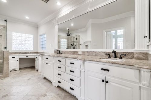 18032 Benchmark Dr, Dallas TX  75252-6444 exterior