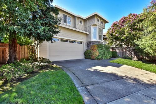 1882 Knolls Dr, Santa Rosa, CA 95405-8366