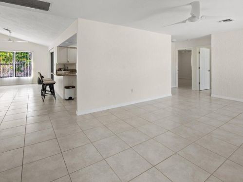 770 Kendall Dr, Marco Island, FL 34145-1944