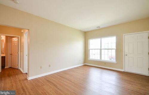 222 Huntington Ln, Easton PA  18040-8485 exterior