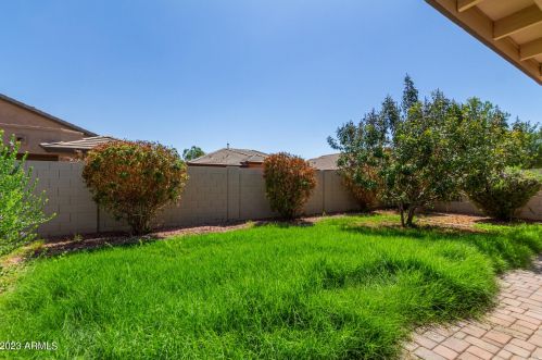 15441 Hearn Rd, Sun City AZ  85379-7070 exterior