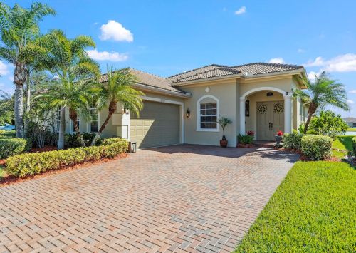 6259 Coverty Pl, Vero Beach, FL 32966-6499